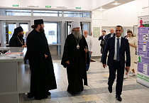 Митрополит Даниил принял участие в открытии выставки икон святителя Николая Чудотворца