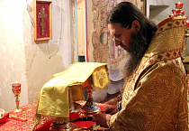 Митрополит Даниил впервые совершил Литургию в Алексиевском храме села Белозерское