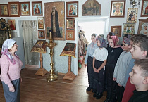 В Варгашах 6-классники посетили храм