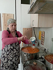 В Кургане  добровольцы проекта «Сквер Милосердия» за неполный год приготовили и выдали более 20 тысяч обедов
