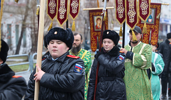 Крестный ход с мощами преподобного Сергия Радонежского