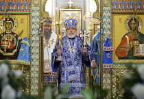 Три архиерея совершили Литургию в престольный праздник Александро-Невском собора Кургана  