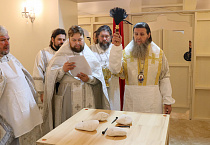Митрополит Даниил освятил нижний придел храма в Кетово