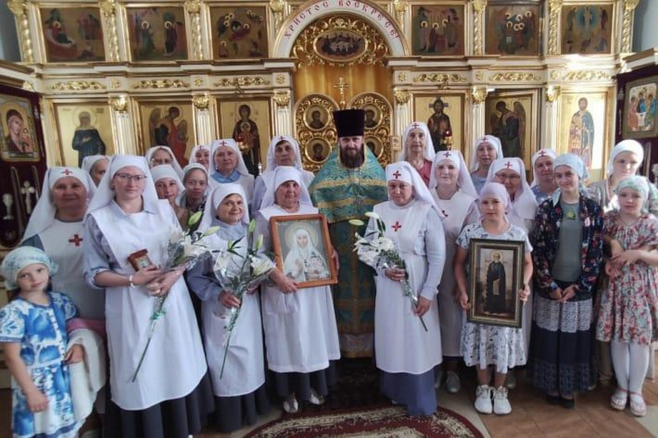В Кургане пополнились ряды сестёр милосердия