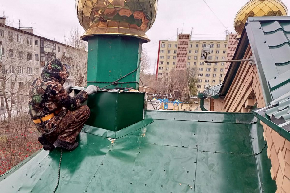 В курганском храме завершили  ремонт крыши