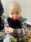 В Кургане сёстры милосердия раздают больным детям «витаминки счастья»