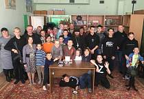 Участники проекта «Папина школа» поздравили своих пап с Днём отца