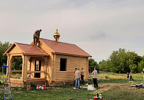 В селе Сетовное Макушинского района на часовне пророка Илии установлен купол