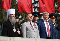 Митрополит Даниил принял участие в торжественных мероприятиях в честь Дня Победы