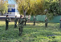 В рамках проекта «Стратег» для курганских школьников прошло занятие по фланкировке