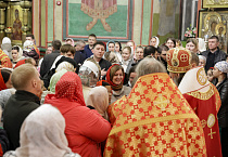 В главном соборе Зауралья встретили Пасху Христову