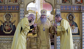 Предпразднство Воздвижения Честного и Животворящего Креста Господня. Божественная литургия