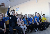 В школе посёлка Варгаши прошёл Рождественский мини-спектакль