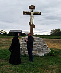 На востоке Зауралья установили крест на месте разрушенного храма