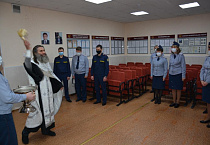 Председатель епархиального отдела по тюремному служению поздравил сотрудников ФСИН с праздником Крещения Господня
