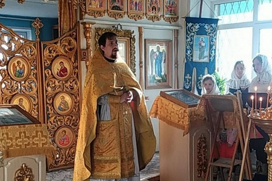Православные гимназисты помолились в Благовещенском храме Кургана
