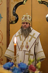 Митрополит Даниил совершил ночную праздничную службу в Рождество Христово