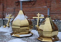 На кафедральный собор Кургана  установили  новые купола
