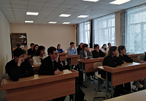 Петуховский настоятель посетил школы и Центр обслуживания населения