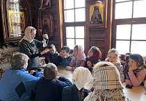 В курганском храме прошёл детский рождественский праздник