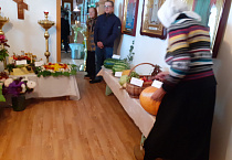 В Успенском храме поселка Варгаши прошла выставка урожая