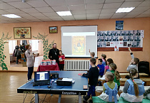 В сельском клубе Зауралья прошёл детский праздник «Встреча человека с Богом»