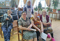 Священники и сёстры милосердия Курганской епархии окормляют Лесниковский дом-интернат для престарелых и инвалидов