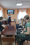 Педагог воскресной школы Мокроусовского прихода рассказала детям сельчан о главном празднике их храма