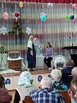 Проживающим в Лесниковском доме-интернате подарили радость на Рождество
