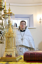 Освящение нижнего храма и литургия в храме Иоанна Кронштадтского