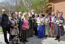 В храмах Курганской епархии отпраздновали день жён-мироносиц
