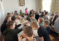 В сельском храме Зауралья прошёл праздник, посвящённый Прощёному воскресенью и Масленице
