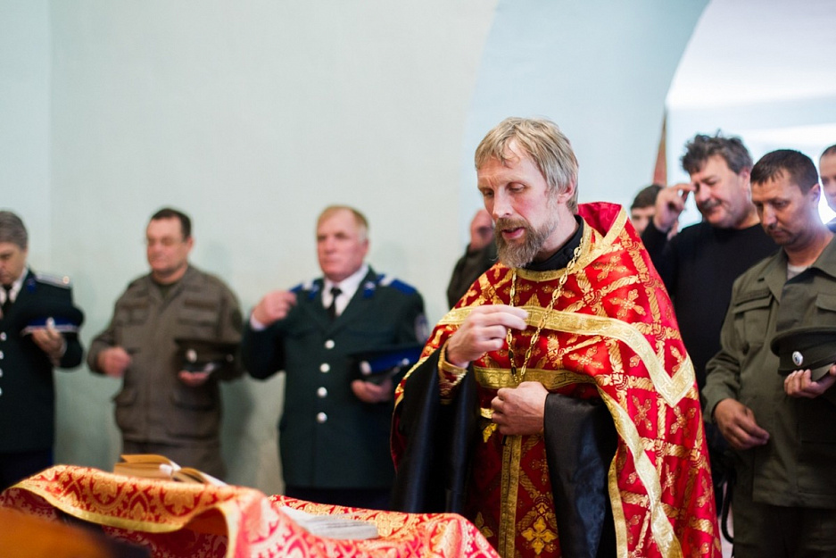 В Алексеевском храме села Белозерское прошёл чин верстания в казаки