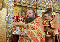 В Кургане митрополит Даниил возглавил Литургию в день своего тезоименитства