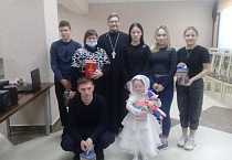 Православная молодёжь Курганской епархии подарила воспитанникам детского дома праздничный концерт