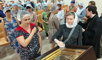 Казанская икона Божией Матери в госпитале ветеранов