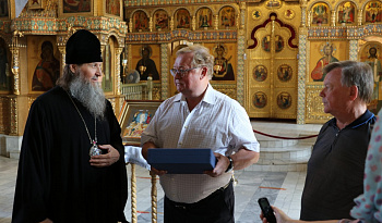 Сергей Степашин посетил курганские храмы