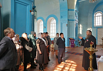 В Зауралье учителя истории и ИЗО   школ Притобольного района посетили Свято-Никольский храм