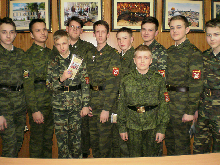 Шадринские кадеты побывали в духовно-просветительском центре регионального отделения ИППО