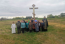На востоке Зауралья установили крест на месте разрушенного храма
