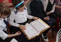 В сельской школе Зауралья дети учились читать на церковнославянском языке 