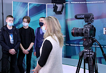 Интерактивную экскурсию провели для слушателей «Медиастудии добрых дел» на телеканале «Область-45»
