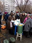 В городе Кургане продолжает свою работу проект «Социальный пункт «Сквер Милосердия», который реализуется с использованием гранта Президента Российской Федерации, предоставленного Фондом президентских грантов