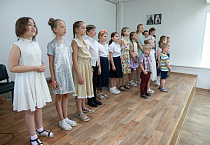В воскресной школе при Александро-Невском соборе состоялся отчётный концерт