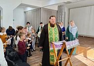 В Курганской Епархиальной воскресной школе «Благовест» совершен молебен на начало учебного года