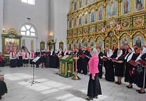В Троицком соборе Кургана в праздник жен-мироносиц выступил «Поющий город»