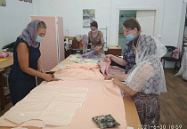 Проект закончился, но занятия продолжаются: в Кургане швейная мастерская «Нить добра» снова ждёт профессиональных и начинающих рукодельниц 