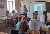 Для учеников Александро-Невской школы Кургана провели виртуальную экскурсию по экотропе
