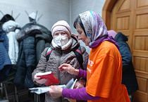 В курганских соборах дежурили православные волонтёры