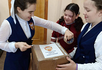 «Гимназисты - СВОим защитникам!»: Курганская православная гимназия помогает воинам-героям